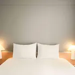 Ibis Perret 3*
