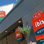 Ibis Perret 3*