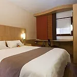 Ibis Perret 3* Levallois-Perret