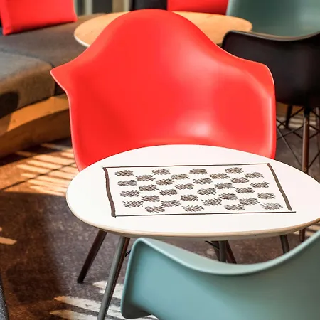 Hotel Ibis Perret 3*