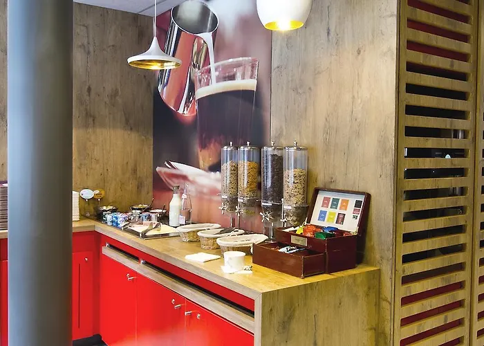 Ibis Perret Levallois-Perret